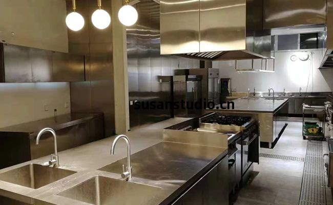 成都餐(can)廳(ting)廚(chu)房(fang)設備4