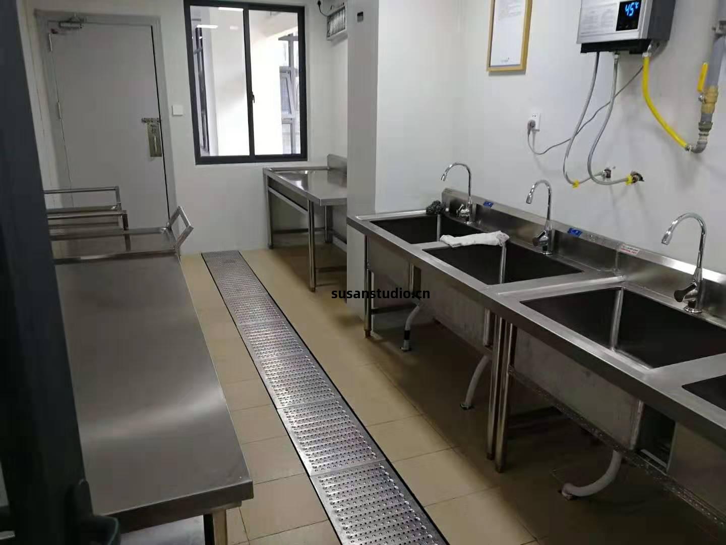 火鍋店(dian)廚房設備(bei)