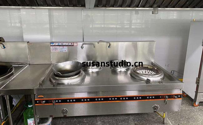 成都食堂(tang)廚(chu)房設(she)備