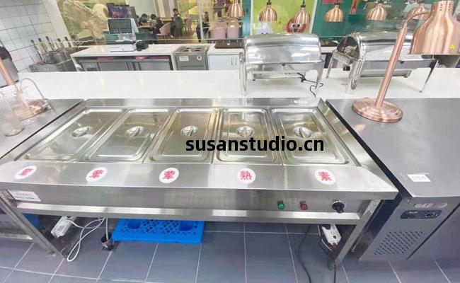 食(shi)堂廚(chu)房(fang)設備(bei)3