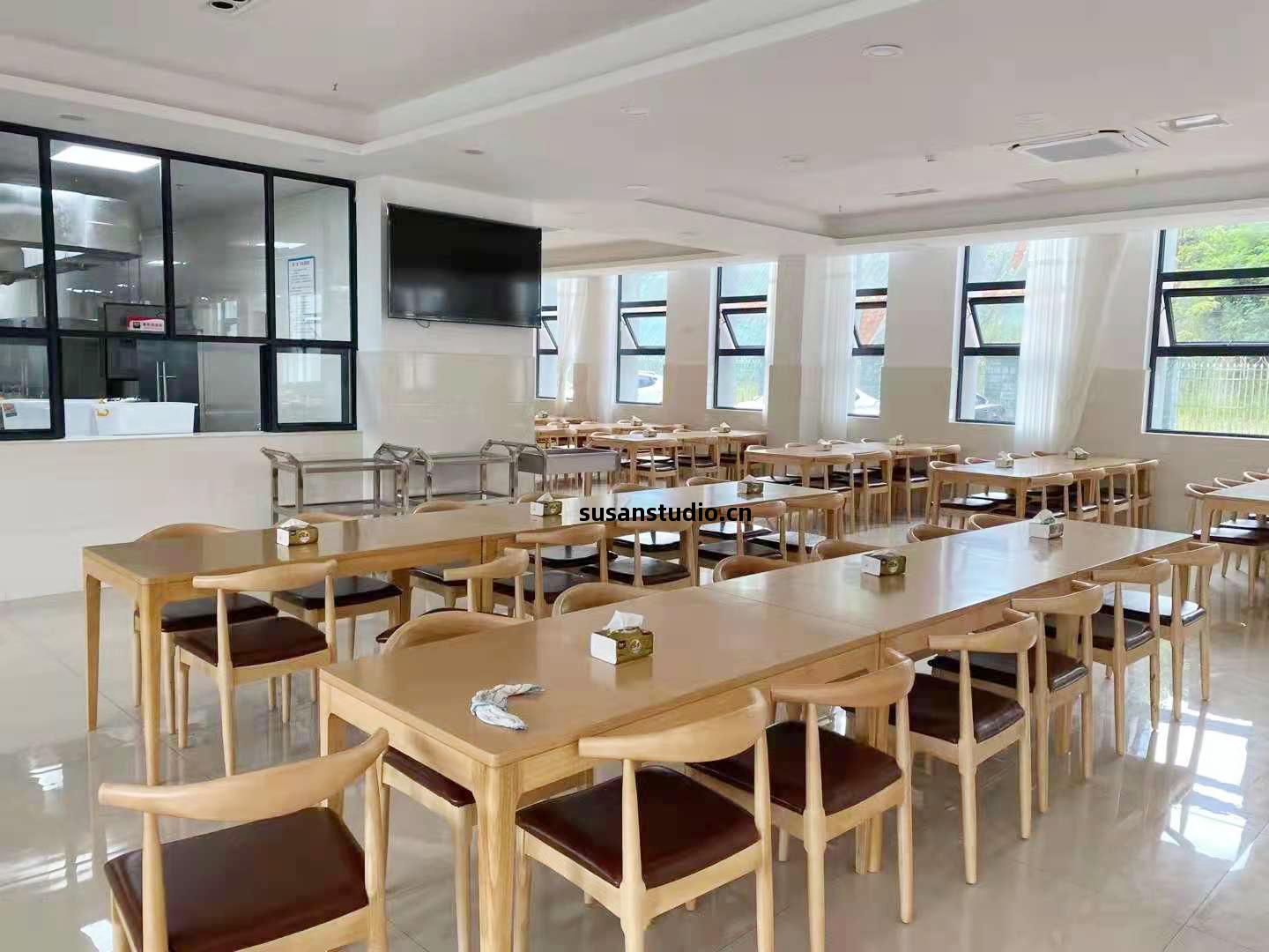 食堂廚(chu)房(fang)設(she)備(bei)公司