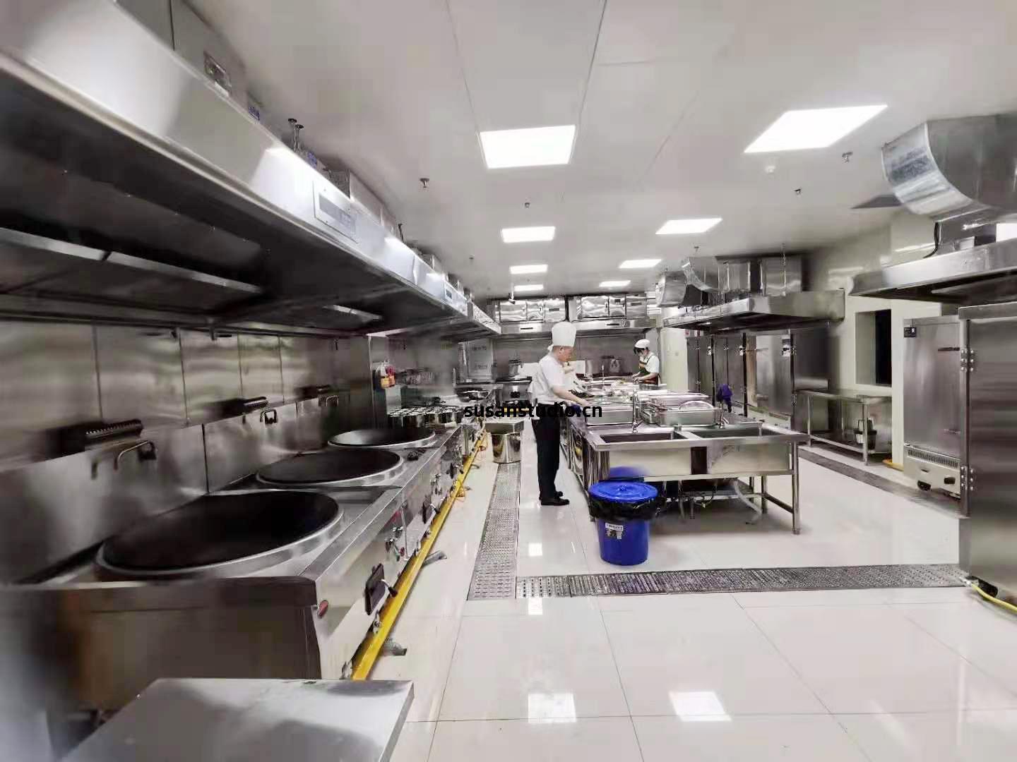 商(shang)用(yong)廚(chu)房(fang)設備