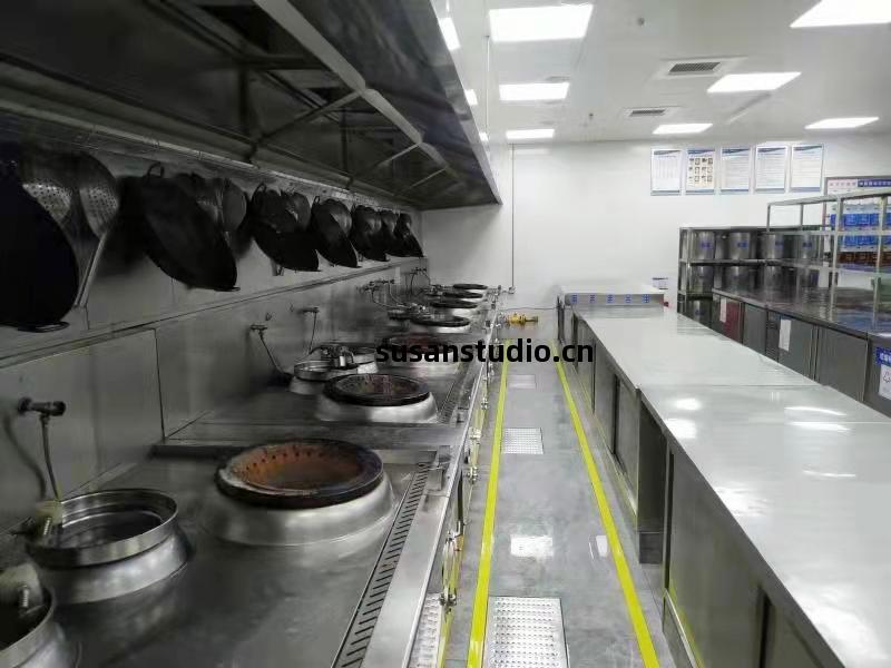 成都(dou)商(shang)用(yong)廚(chu)房(fang)工程(cheng)