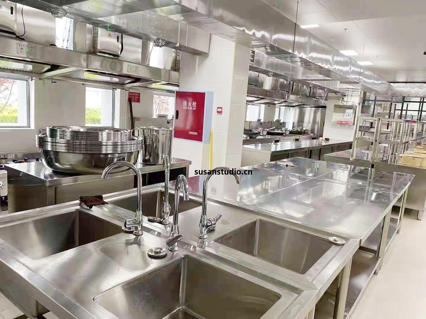 商用(yong)廚(chu)房(fang)設備(bei)