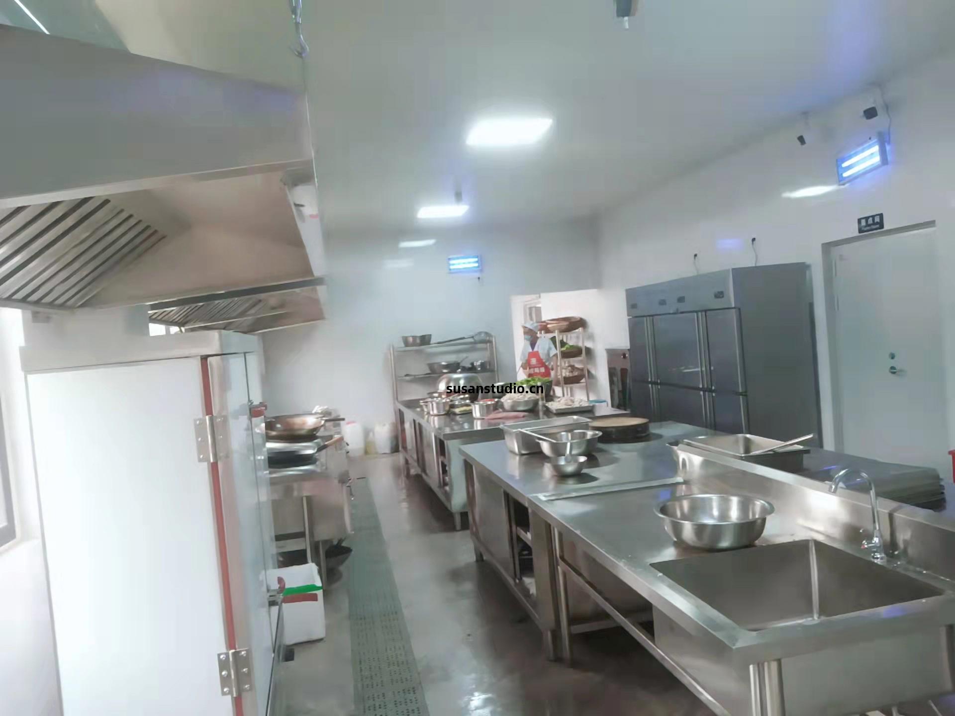 學(xue)校(xiao)廚房(fang)設(she)備