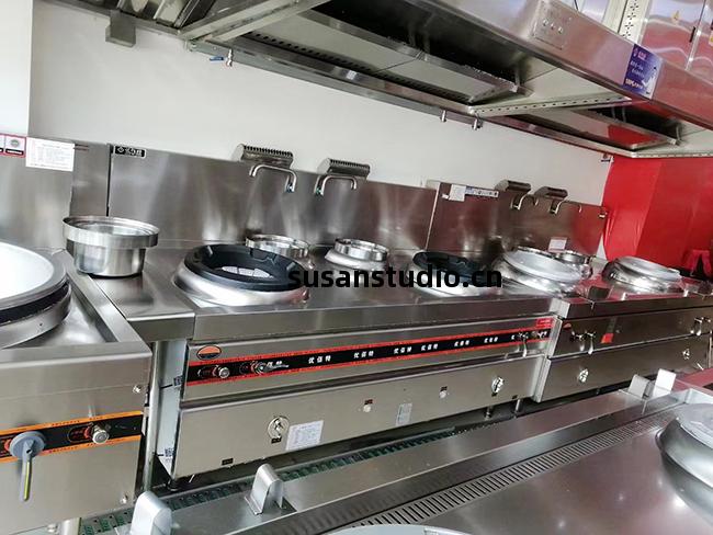 商(shang)用廚(chu)具(ju)