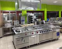 酒(jiu)店(dian)廚(chu)房(fang)設(she)備(bei)有(you)哪(na)些(xie)，以(yi)及(ji)應(ying)該如何選(xuan)擇(ze)？