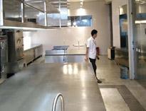 酒(jiu)店廚房(fang)設(she)備(bei)廠家(jia)告(gao)訴妳酒(jiu)店廚房(fang)設(she)備(bei)應該(gai)如何防(fang)火以及(ji)解(jie)決(jue)辦(ban)法(fa)