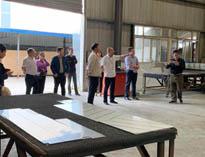 區領(ling)導視察(cha)優佰(bai)特廚房設備(bei)公司(si)，我公(gong)司獲(huo)高(gao)度(du)贊(zan)揚！