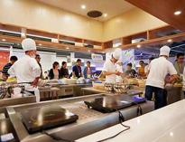 成都(dou)大(da)型不(bu)銹鋼(gang)廚(chu)具(ju)生(sheng)產(chan)廠告(gao)訴(su)妳(ni)如(ru)何配(pei)置廚(chu)房(fang)人員