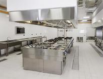 商用廚房設備的選購(gou)和(he)安裝方(fang)法