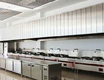 成都(dou)廚房設(she)備(bei)廠(chang)家(jia)告訴(su)妳廚房空調安裝需(xu)要(yao)考(kao)慮的(de)問(wen)題