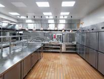 淺談商(shang)用(yong)廚房(fang)設(she)備(bei)的規劃(hua)原則(ze)