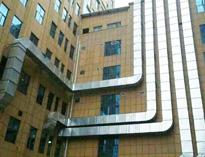 成都(dou)商(shang)用(yong)廚(chu)房設備廠告訴妳如(ru)何科(ke)學(xue)防(fang)止(zhi)煙(yan)道(dao)積油起火(huo)