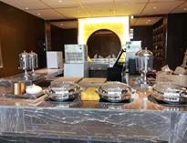 商(shang)用廚(chu)房(fang)設(she)備廠家(jia)和妳談談燃氣(qi)的(de)組成(cheng)部分以及燃氣(qi)竈使(shi)用(yong)中的(de)常見問題