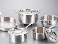 不銹(xiu)鋼(gang)廚(chu)房設(she)備(bei)廠(chang)教(jiao)妳(ni)不銹(xiu)鋼(gang)廚(chu)具(ju)如何(he)防止(zhi)生銹(xiu)