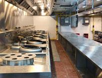 廚(chu)房設備(bei)生(sheng)產(chan)廠(chang)家告訴妳(ni)商用(yong)廚(chu)房安(an)全設(she)計規(gui)範(fan)