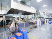 成都中央(yang)廚房設(she)備廠家和妳聊聊中央(yang)廚房工(gong)程(cheng)解(jie)決方案應(ying)該是(shi)怎樣的(de)