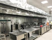 成(cheng)都學校(xiao)廚房設備生(sheng)產(chan)廠家和(he)妳聊(liao)聊烹調(tiao)廚房的設計(ji)方法(fa)