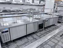 成(cheng)都(dou)酒店(dian)廚(chu)房設(she)備(bei)廠(chang)家告(gao)訴(su)妳(ni)大(da)型餐廳酒店(dian)廚(chu)房設(she)備(bei)安裝(zhuang)註意事項(xiang)