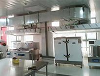 大(da)型商(shang)用(yong)廚(chu)房設(she)備(bei)公司告(gao)訴妳(ni)商(shang)用(yong)廚(chu)具的分類、采(cai)購和(he)安裝(zhuang)