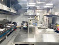 宜(yi)賓(bin)食(shi)堂廚(chu)房(fang)設備(bei)生產(chan)廠家教(jiao)妳商用廚(chu)房(fang)設備(bei)的采購知(zhi)識