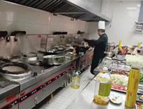 中央(yang)廚房(fang)設(she)備(bei)廠(chang)家(jia)告(gao)訴(su)妳(ni)商用廚房(fang)設(she)計和(he)設備(bei)配(pei)置(zhi)中的問(wen)題