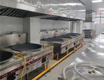 商(shang)用(yong)廚房(fang)設備公司(si)告(gao)訴(su)各(ge)功(gong)能間(jian)商(shang)用(yong)廚具的保(bao)養(yang)方(fang)法