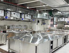 重慶(qing)雲陽縣(xian)第四(si)初級(ji)中(zhong)學(xue)食堂(tang)廚(chu)房(fang)工程