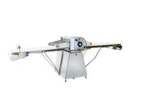 重(zhong)慶(qing)整(zheng)體廚房(fang)設備廠家教妳如何(he)使(shi)用(yong)起酥機(ji)