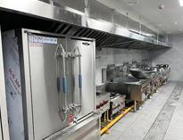 成(cheng)都中(zhong)央廚(chu)房(fang)設備(bei)廠(chang)家(jia)告訴妳(ni)選(xuan)購商用(yong)廚(chu)具需要註意什(shen)麽